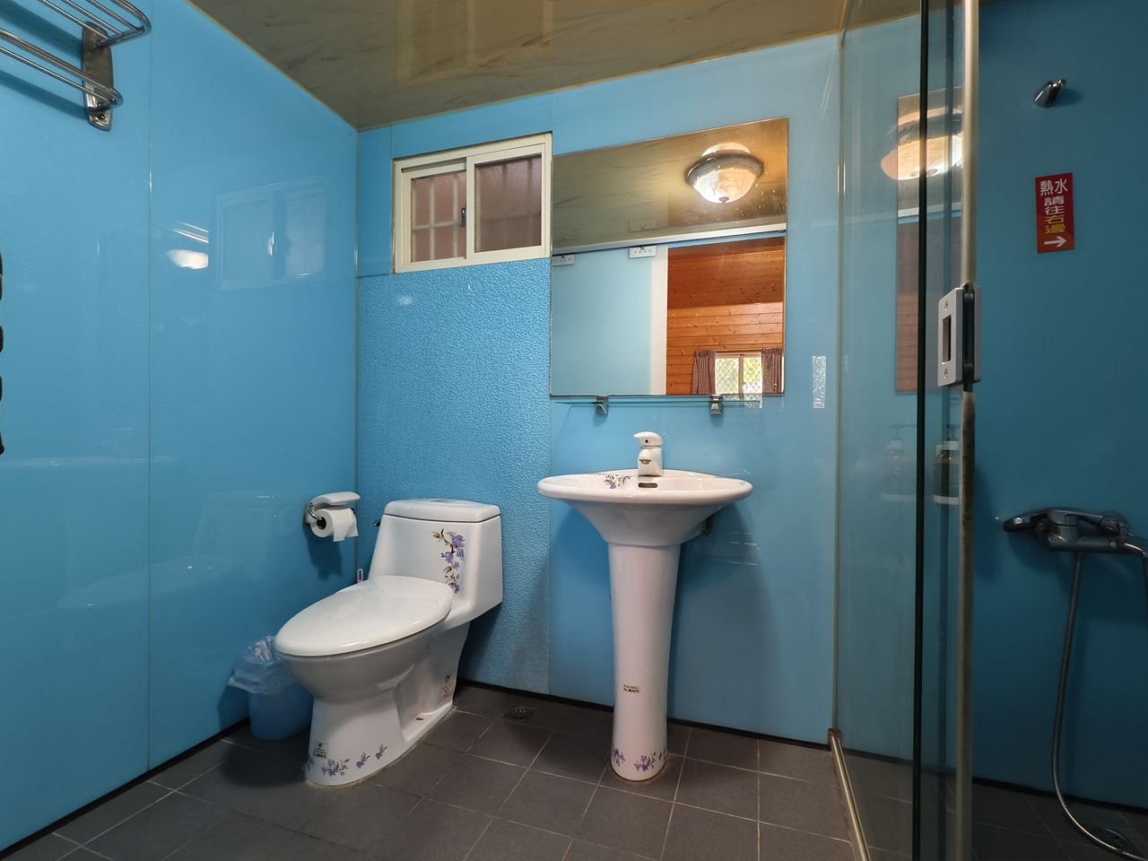 精緻四人套房 - 房型照片