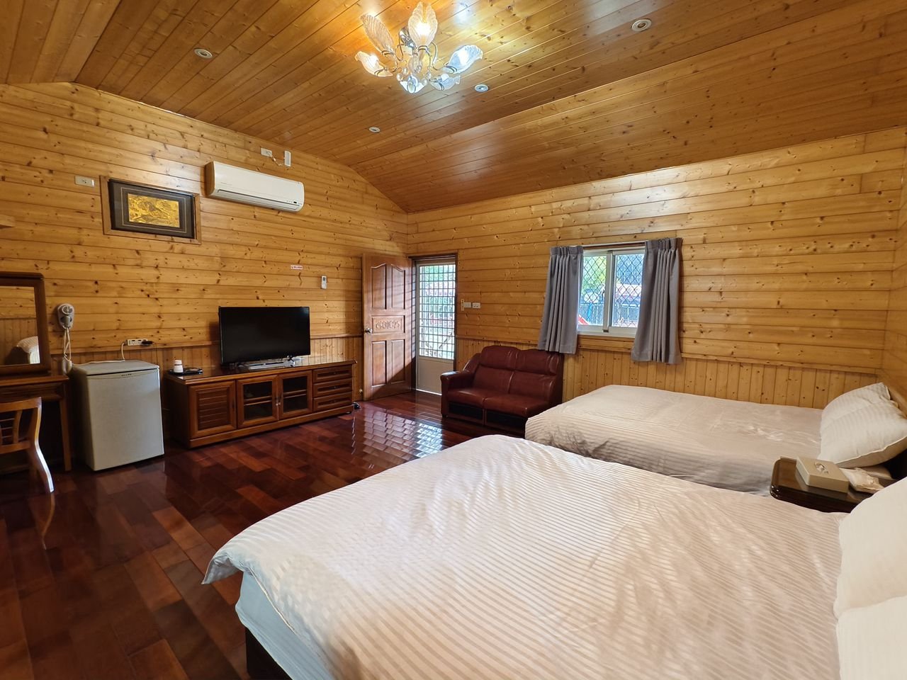 精緻四人套房 - 房型照片